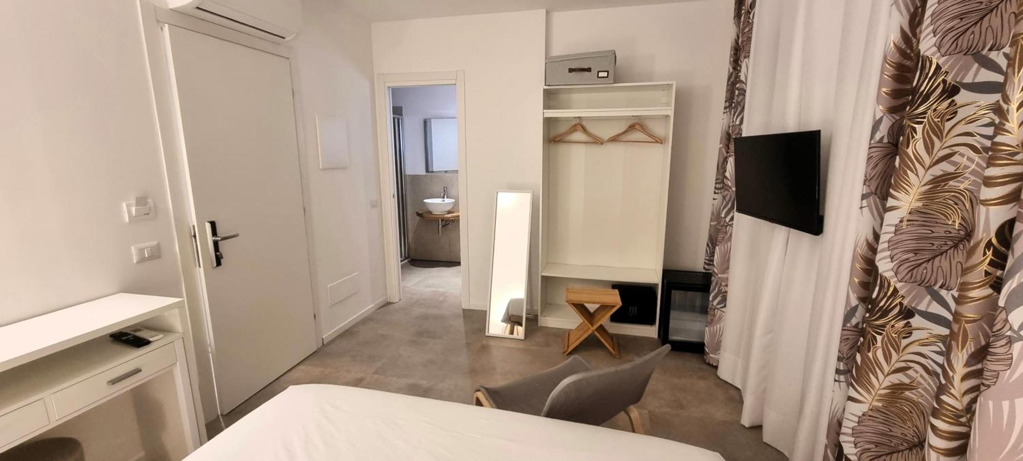 Anthias Rooms Affittacamere ポルト・サン・パーオロ エクステリア 写真